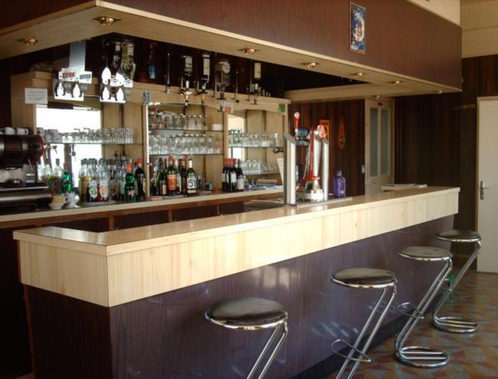 Hotel Le Colbert Epernay Ngoại thất bức ảnh